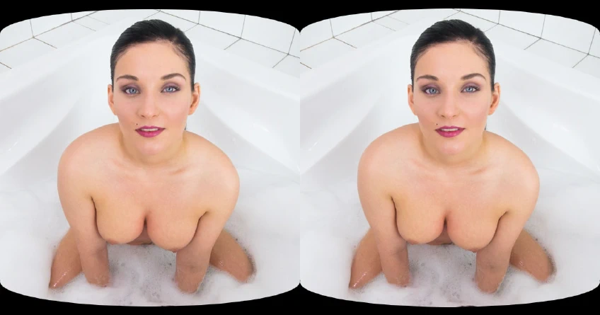 Czech VR Fetish: 064 - Dirty Shower with Lucia