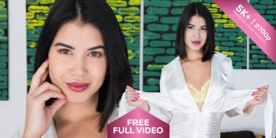 Cover for 'VR Intimacy: 005 - Look deep into Dee's eyes'