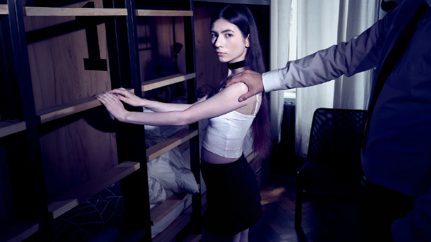 DarkRoomVR: Welcome To Your New Family