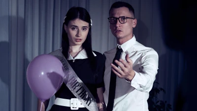 DarkRoomVR: Your Gift Is In Her ***