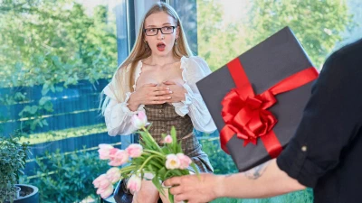 VirtualTaboo: The Birthday Suit